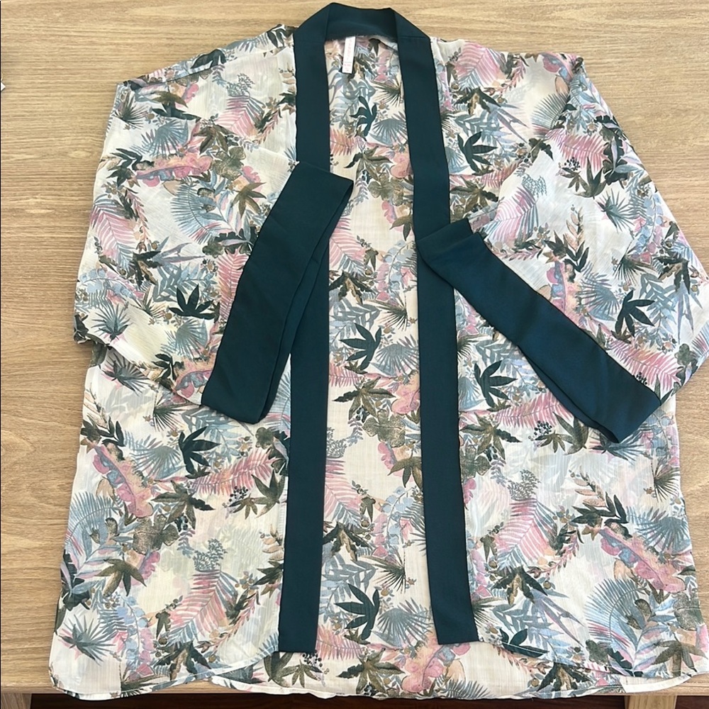 Floral Kimono with Green Trim